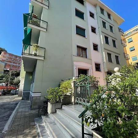 Town Flat - Free Parking